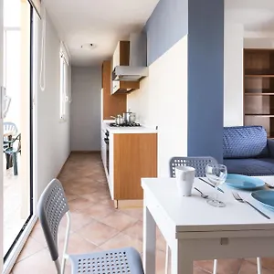 https://residence-del-sole.riccione-hotels.org